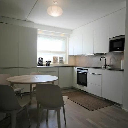 Spacious For 4 With Sauna Daire Espoo